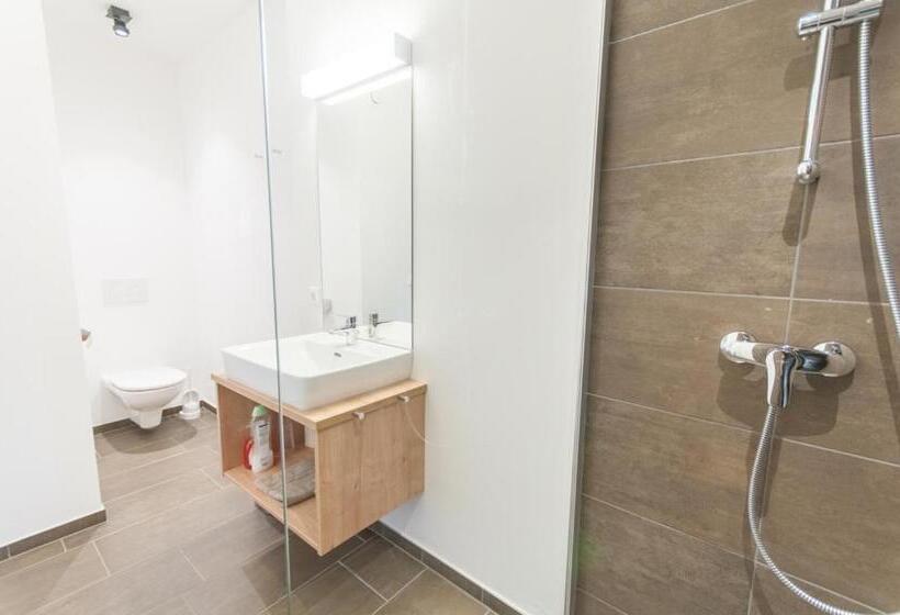 エコノミールーム, Pension Max