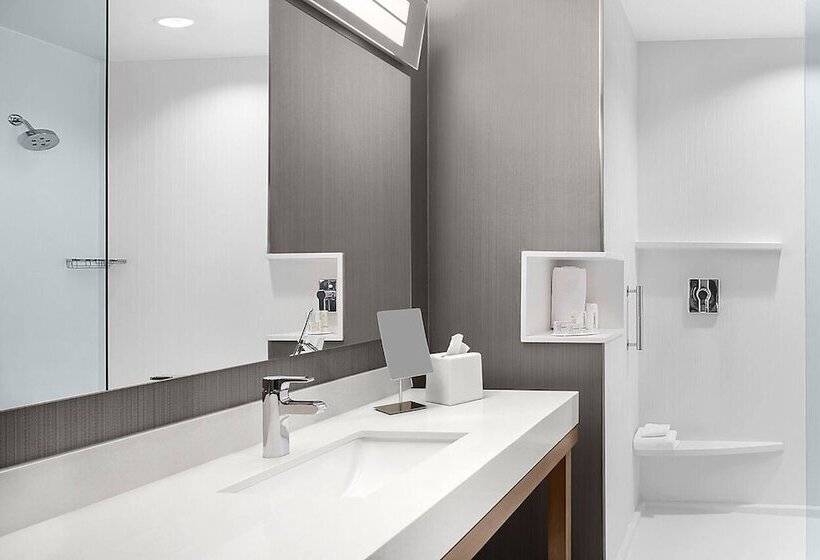 스위트, Courtyard By Marriott Wayne Fairfield