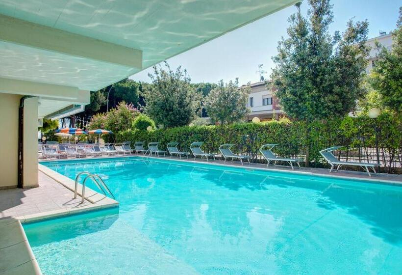 غرفة عائلية, Everest