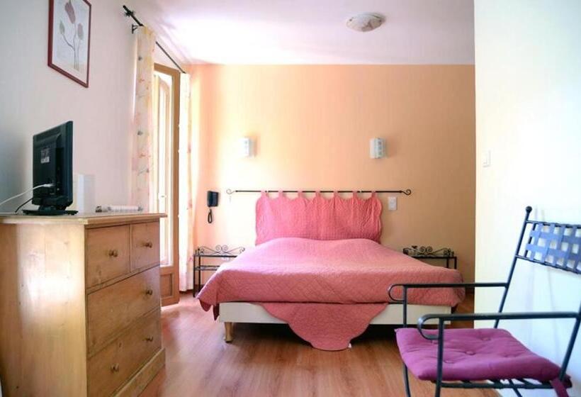 스탠다드 발코니 룸, Le Mont Barral