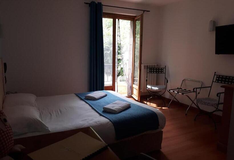 스탠다드 발코니 룸, Le Mont Barral