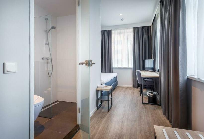 스탠다드 싱글 룸, Joy