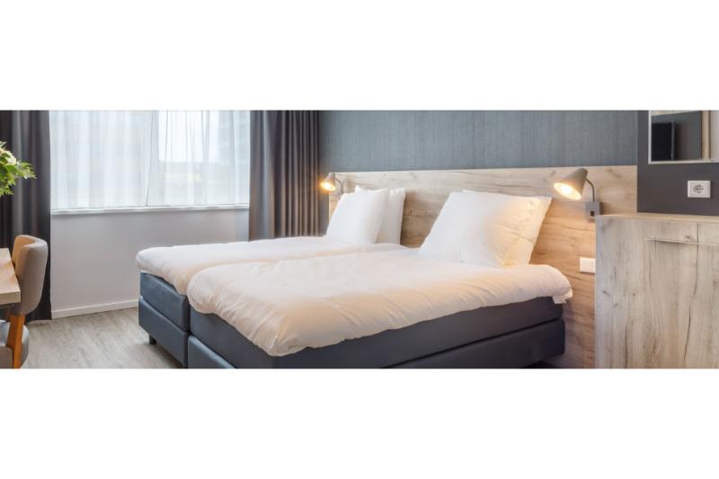 스탠다드 룸, Joy