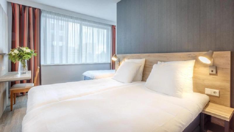 스탠다드 룸, Joy