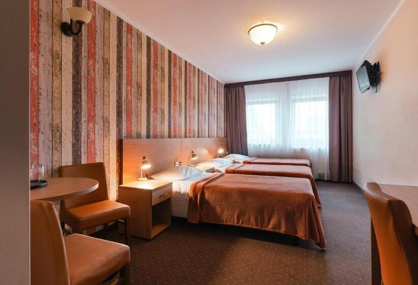 Номер Стандарт Трехместный, Pod Figurą