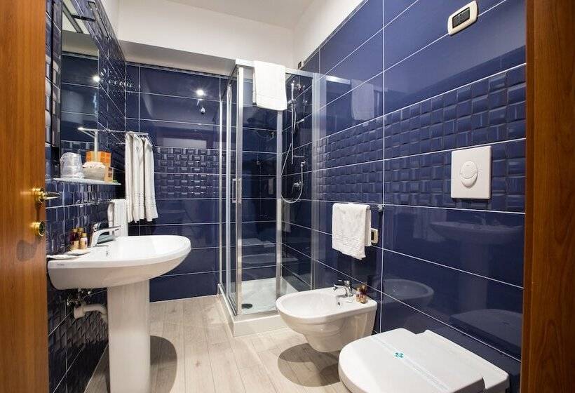 اتاق استاندارد, Queen Daisy