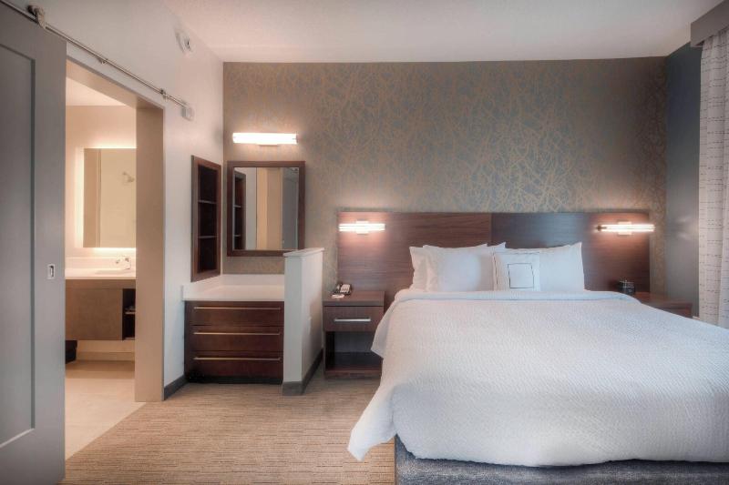 Люкс Кровать Кинг, Residence Inn By Marriott Raleigh Downtown