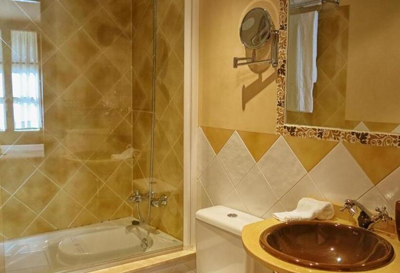 스탠다드 룸, Valle Del Silencio