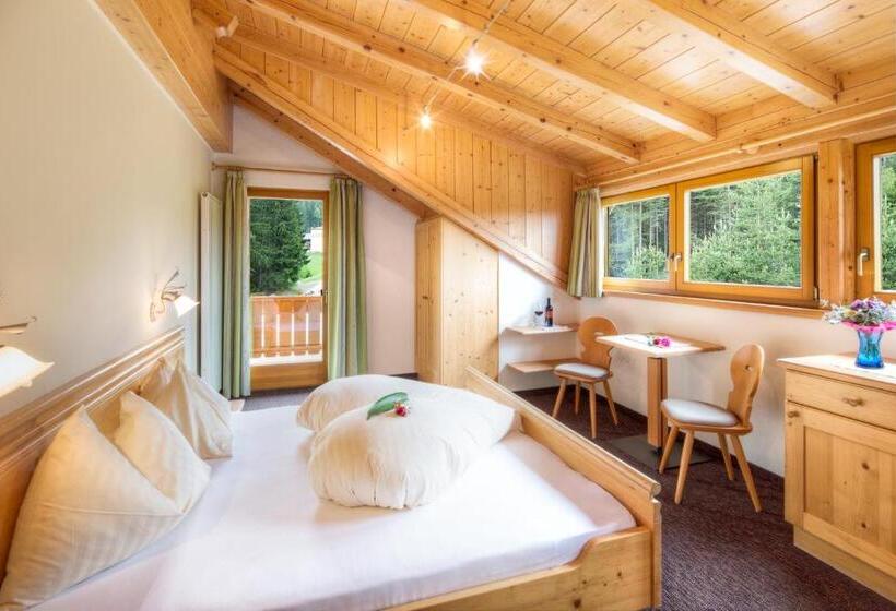 Номер Стандарт с Балконом, Wieslhof