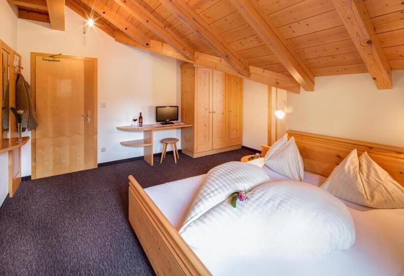 Номер Стандарт с Балконом, Wieslhof