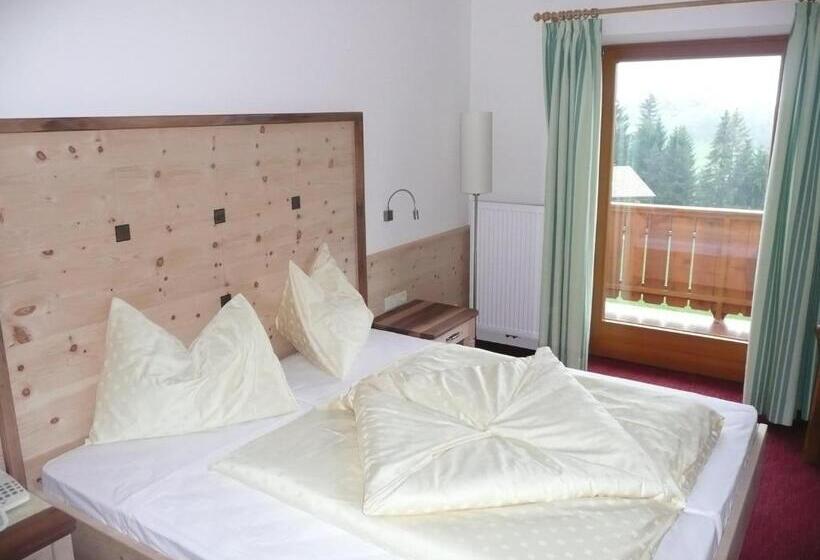 Номер Стандарт с Балконом, Wieslhof