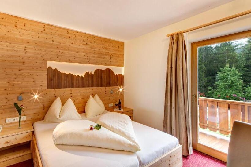 Номер Стандарт Индивидуальный с Балконом, Wieslhof