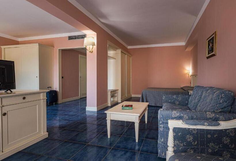 سوییت, Salice Resort