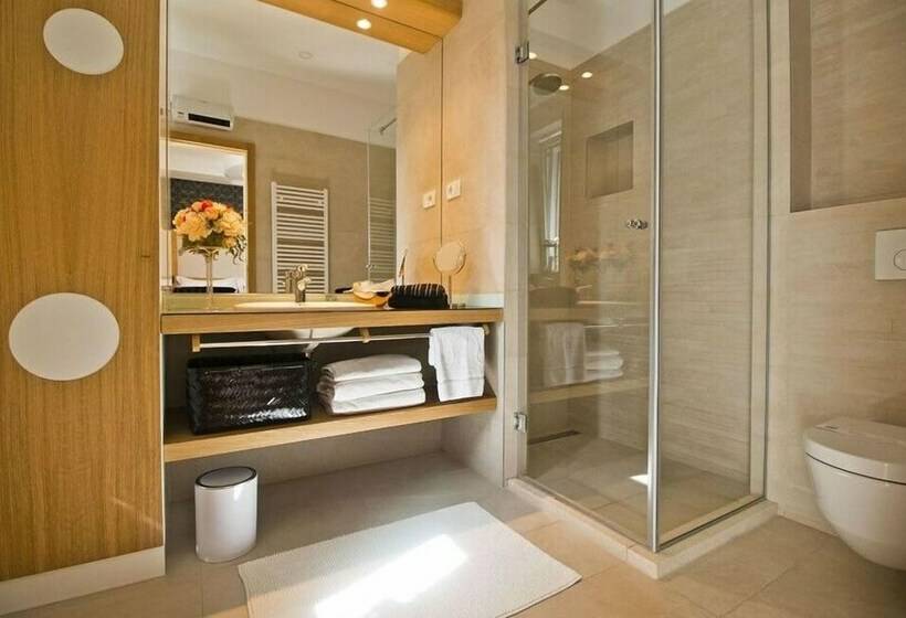 バルコニー付きデラックスルーム, Vip Rooms