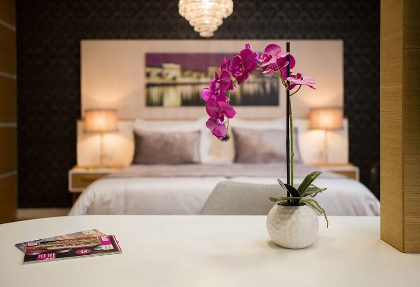 デラックススイート, Vip Rooms