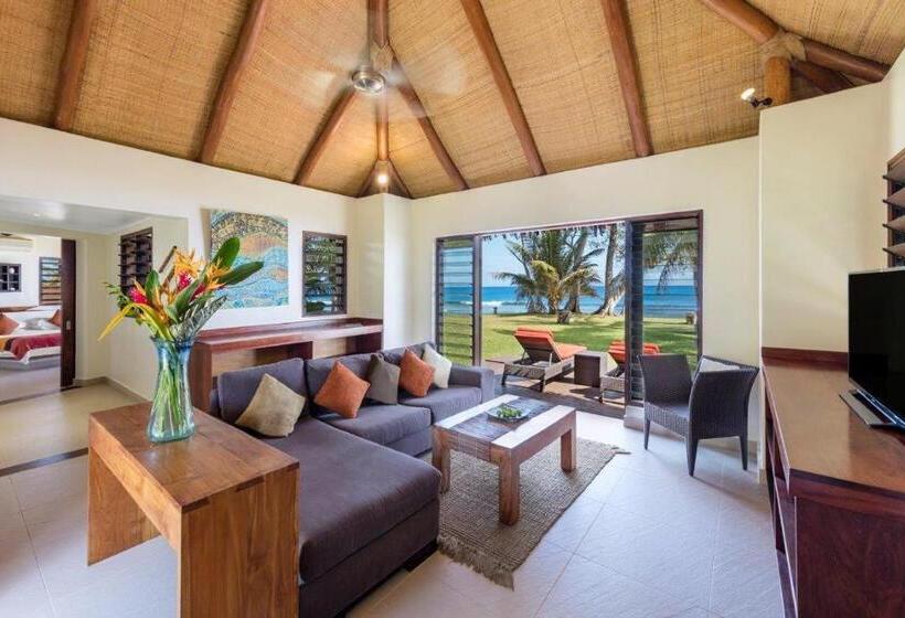 ویلای 3 خوابه, Eratap Beach Resort