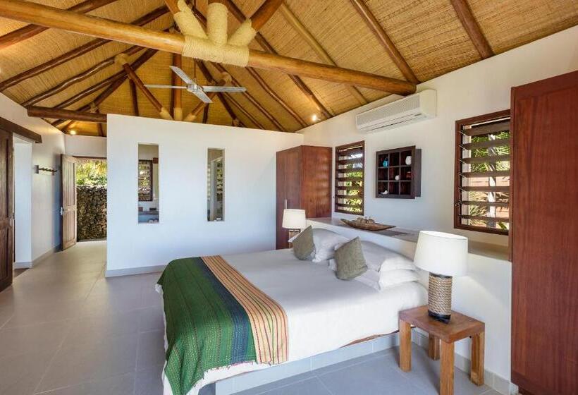 ویلای 3 خوابه, Eratap Beach Resort