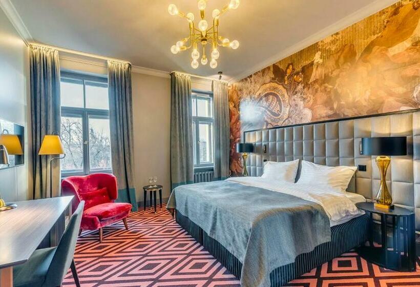 اتاق استاندارد, Grand Poet Hotel And Spa By Semarah