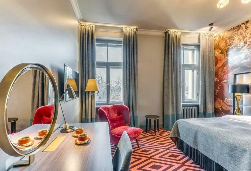 اتاق استاندارد, Grand Poet Hotel And Spa By Semarah