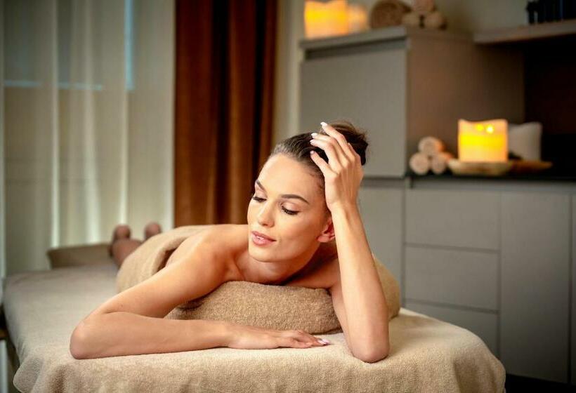 اتاق استاندارد, Grand Poet Hotel And Spa By Semarah