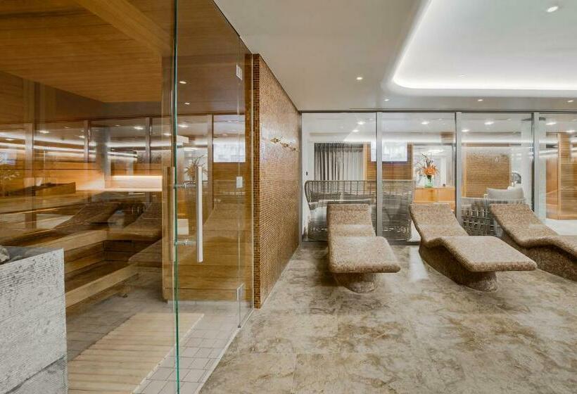 اتاق استاندارد, Grand Poet Hotel And Spa By Semarah