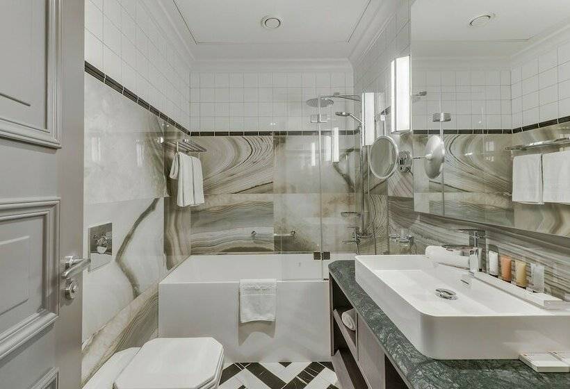 اتاق استاندارد, Grand Poet Hotel And Spa By Semarah