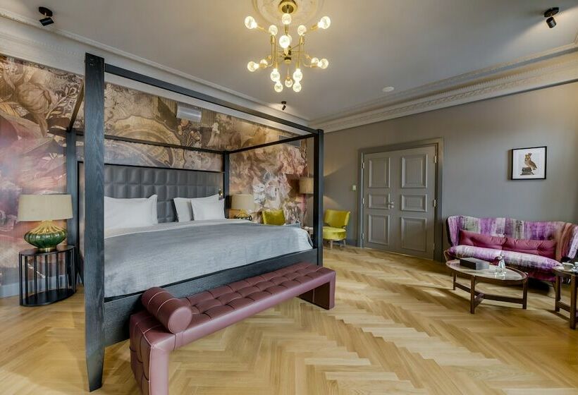 سوییت, Grand Poet Hotel And Spa By Semarah