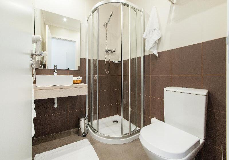 اتاق استاندارد, Grand Poet Hotel And Spa By Semarah