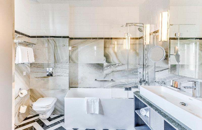 اتاق سوپریور, Grand Poet Hotel And Spa By Semarah