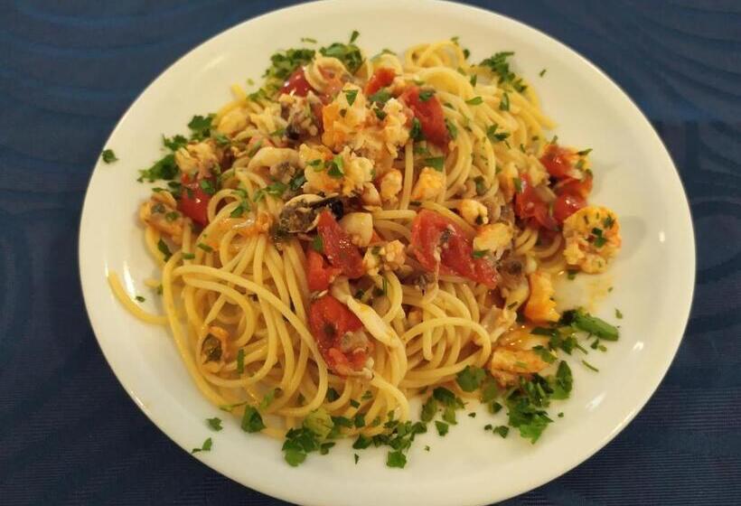 스탠다드 싱글 룸, Irene