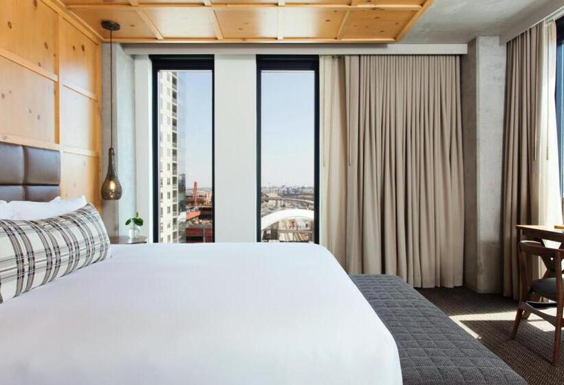 전망 디럭스룸 킹침대, Limelight Hotel Denver