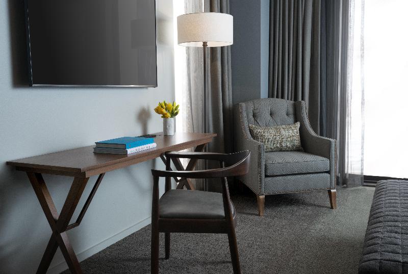 스위트 킹사이즈 침대, Limelight Hotel Denver