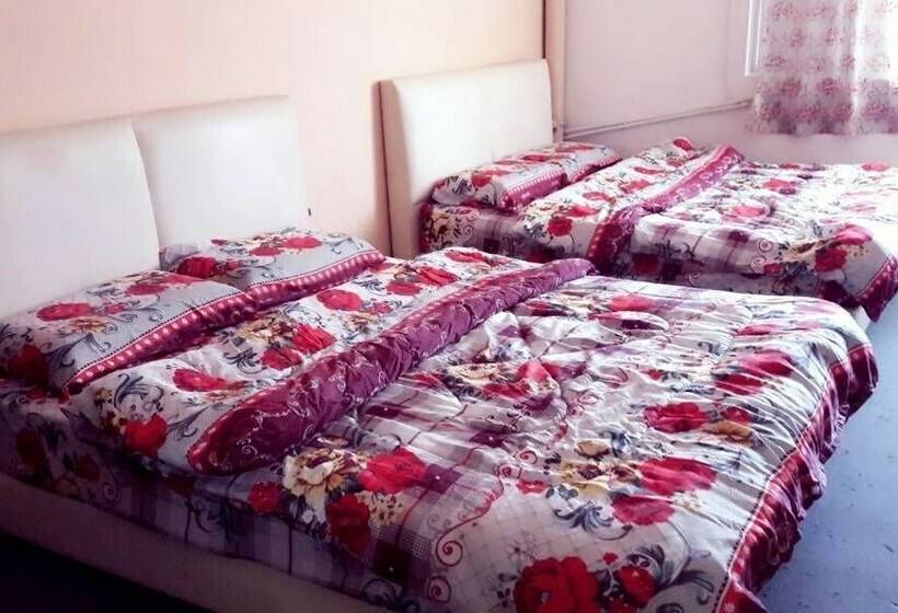 패밀리 룸, Makmur Kuantan