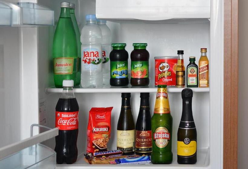 شقة غرفة واحدة مزودة بتراس, Rooms Villa Oasiss