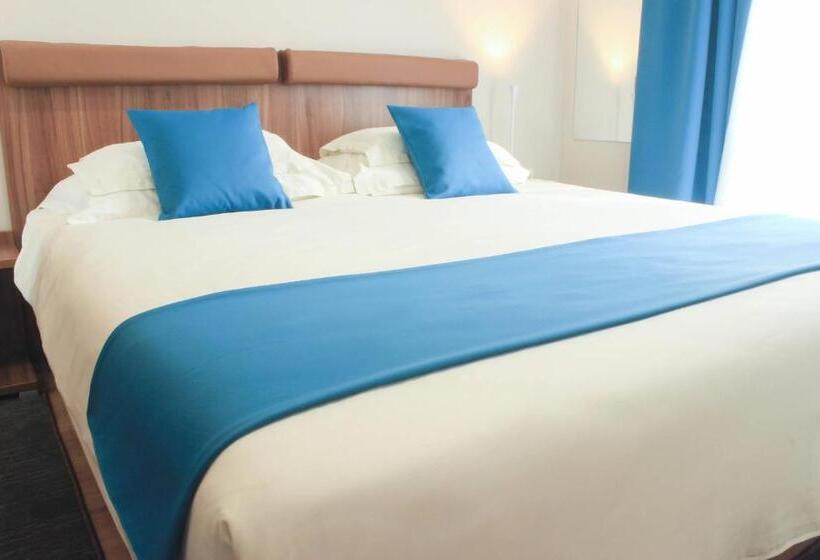 Апартаменты 1 Спальня с Террасой, Rooms Villa Oasiss