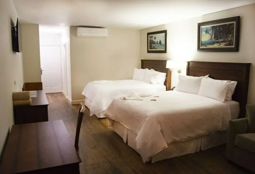 Sviitti Allasnäkymä, Bella Terra Laguna Azul Resort & Spa