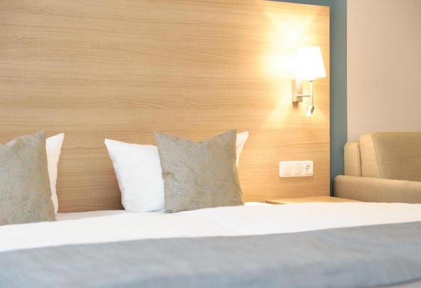 Номер Комфорт, & Gasthaus Das Röhrl Straubing