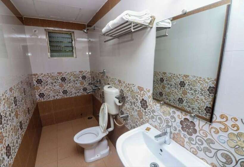 Pokój Deluxe Trzyosobowy, Fabhotel Swarnam, Old Goa