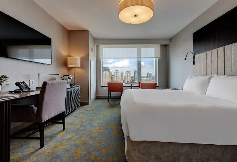 ダブルベッドスタンダードルーム, X Toronto By Library Hotel Collection