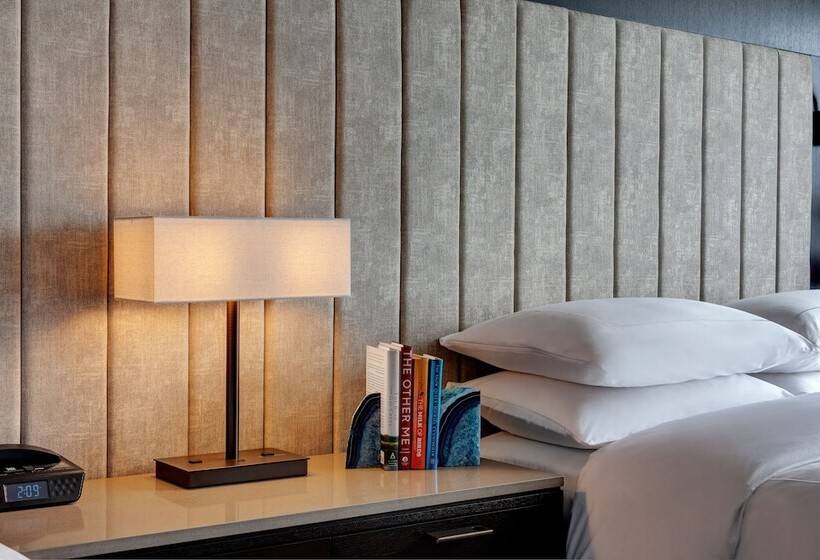 Camera Premium, X Toronto By Library Hotel Collection