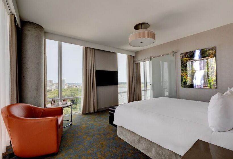 套房, X Toronto By Library Hotel Collection