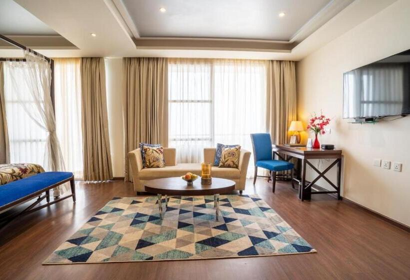 جناح ديلوكس سرير كينج, Indraprastha Spa Resort