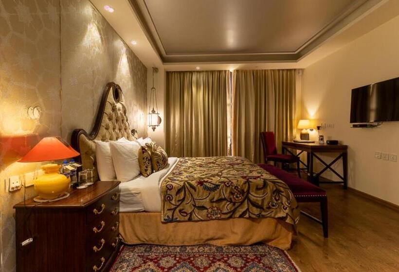 جناح إدارى, Indraprastha Spa Resort