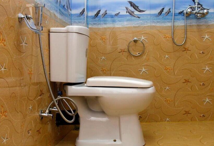 带阳台的豪华间, Different View