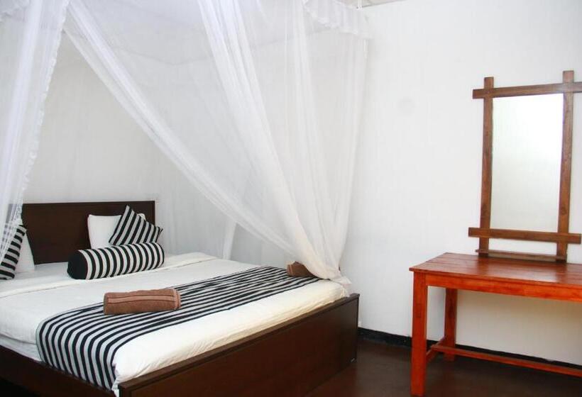 带阳台的豪华间, Different View