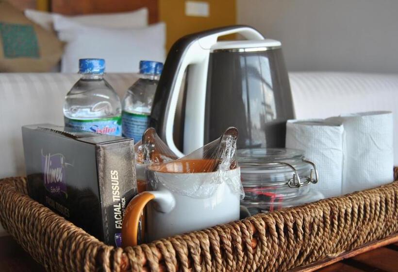 Standardzimmer Kingsize Bett, The Canoe