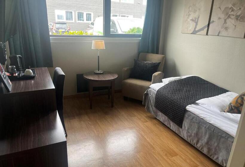 标准单人间, ågotnes Hotell & Motell