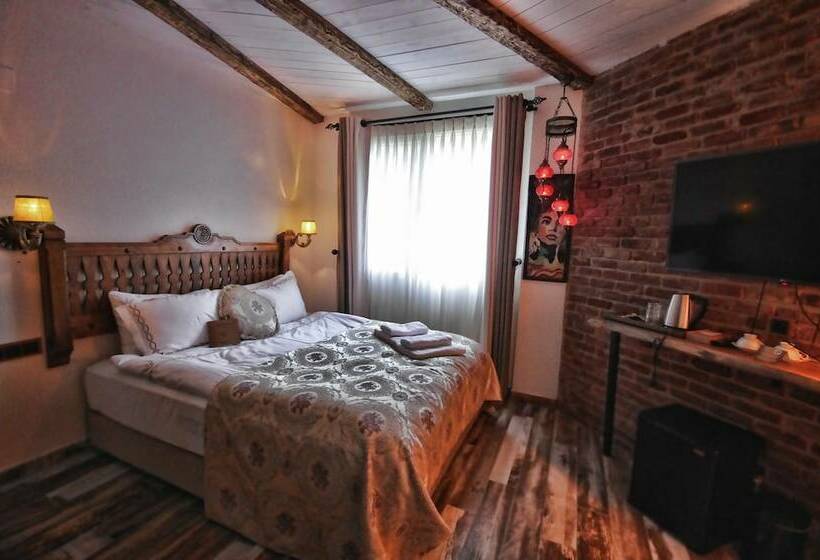 اتاق استاندارد, Ayşe Hanım Konağı