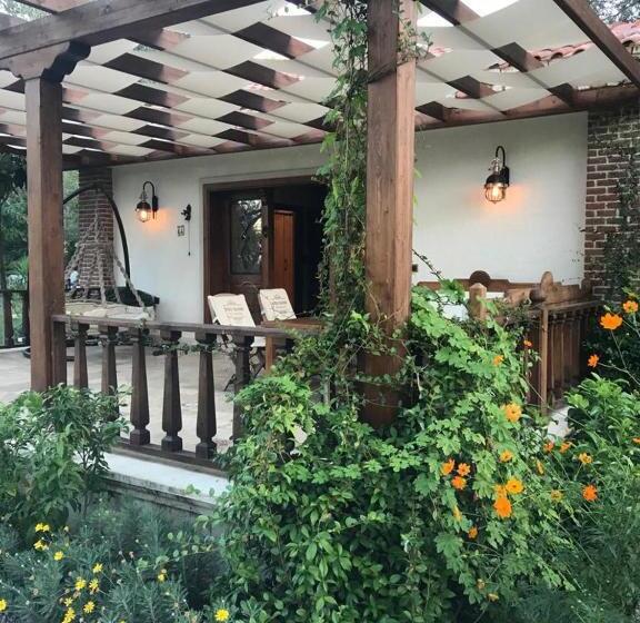 اتاق استاندارد با تخت بزرگ, Ayşe Hanım Konağı