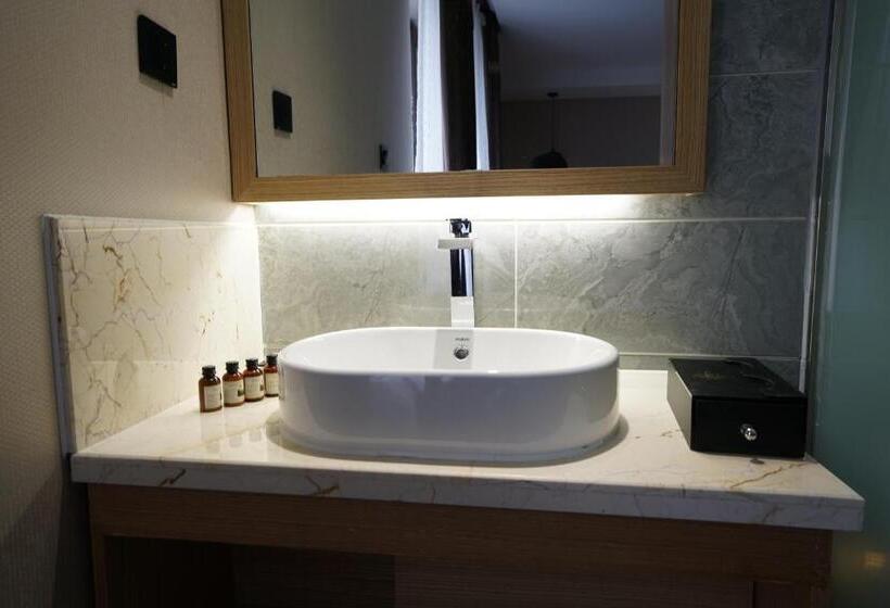 Номер Superior Кровать Кинг, Harbin Joy Boutique